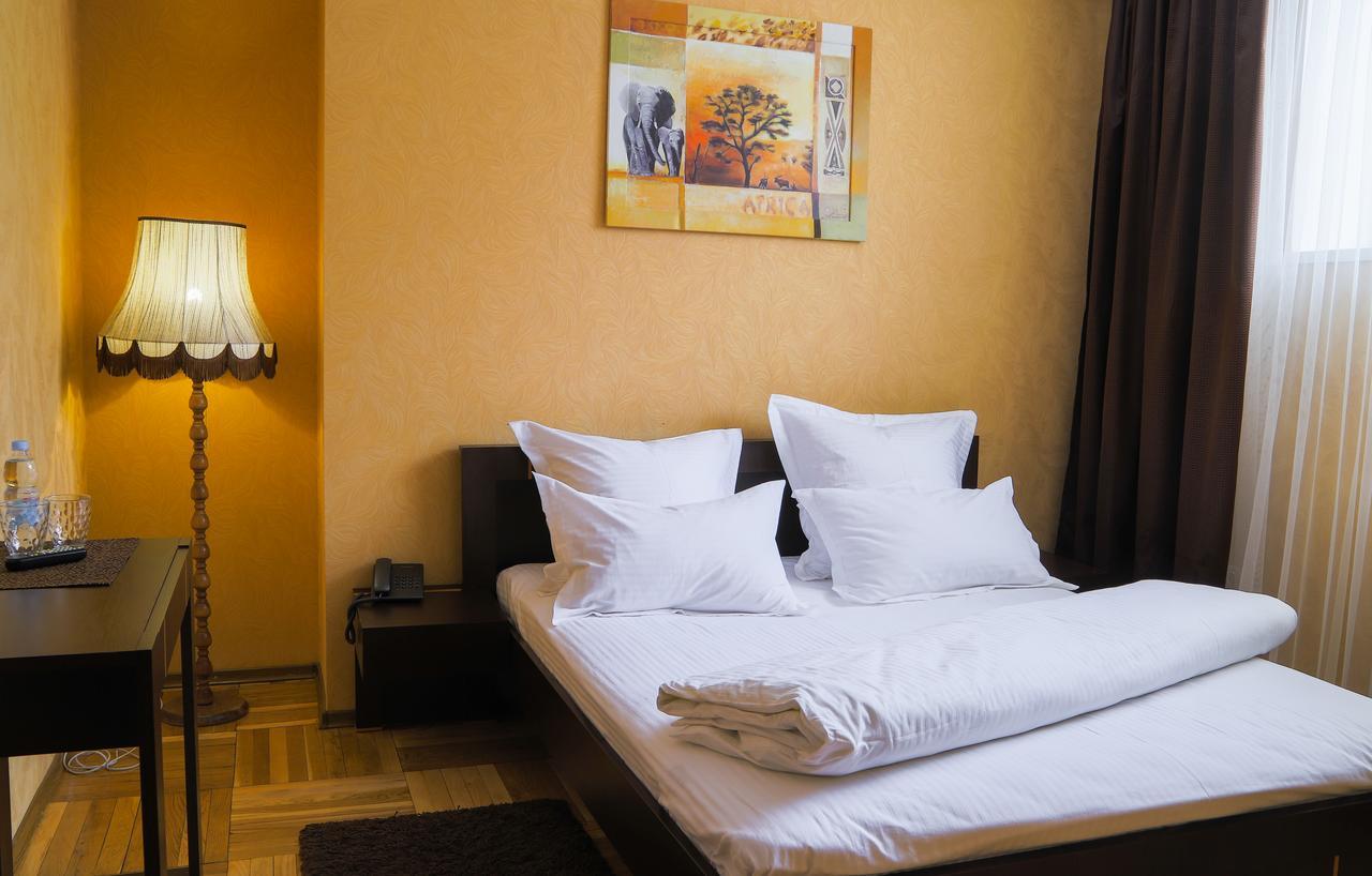 Safari-Club Hotel Vinnicja Kültér fotó